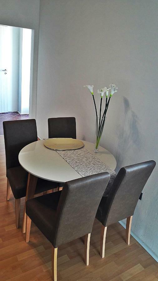 Apartmani Tatic Štinjan Екстериор снимка
